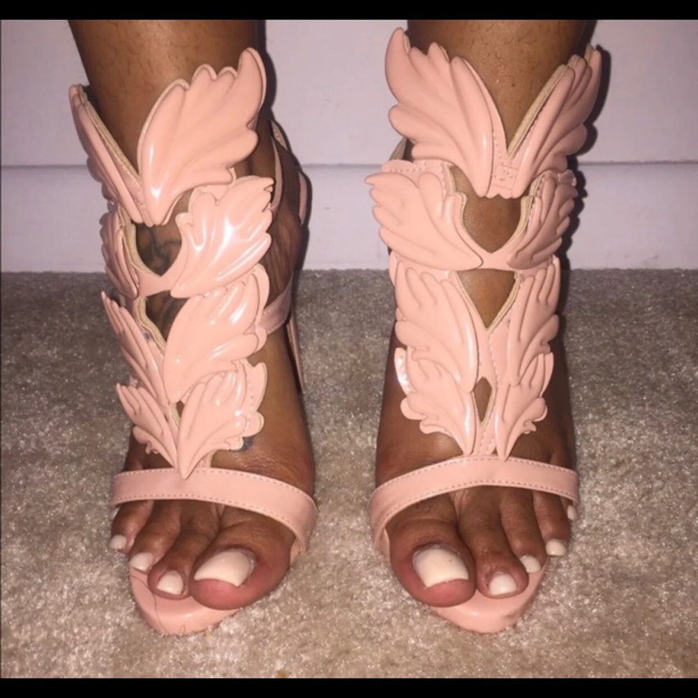 Cruel summer wings heels